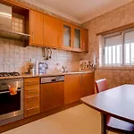 Avelas - Modern - *