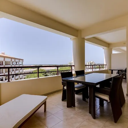 Avelas - Modern - *