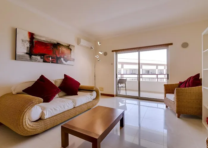 Avelas - Modern -