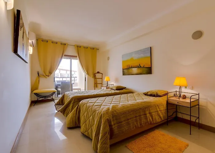 Avelas - Modern - Apartament